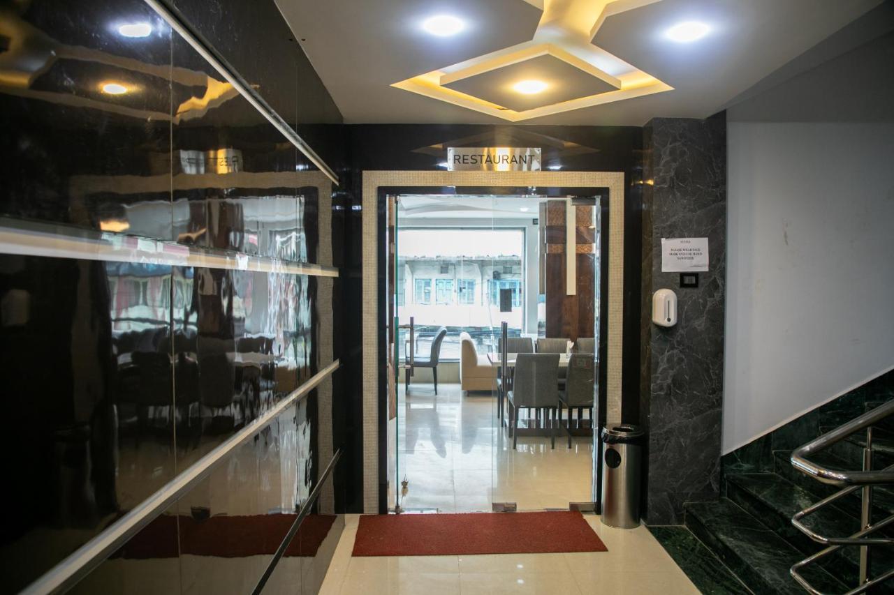 Crescent International Kohima Buitenkant foto